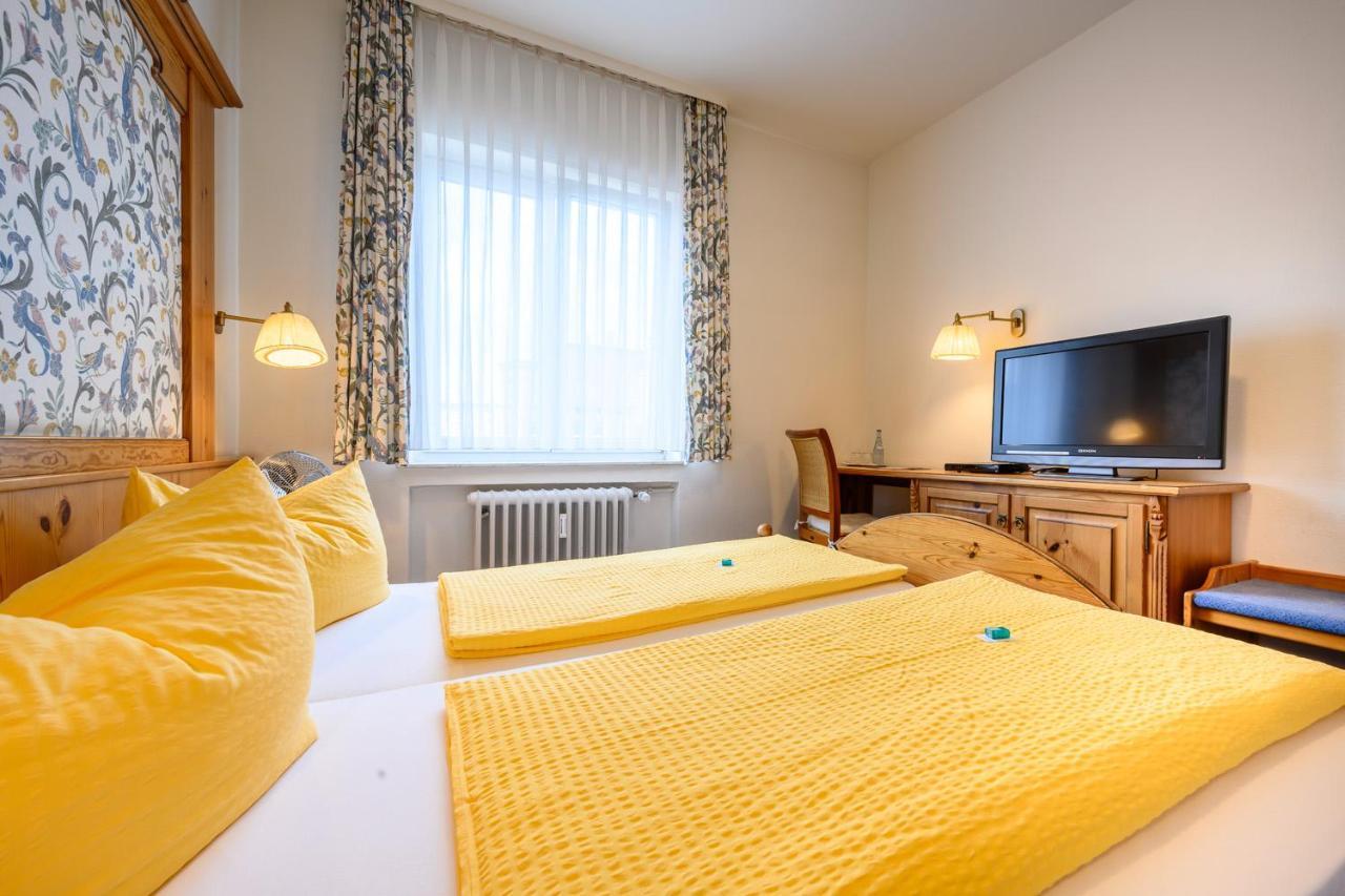 Hotel Goldener Hirsch Friedrichshafen Exterior foto